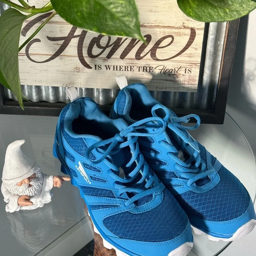 🍍CATAPULT SNEAKERS🍍SIZE 7.5🍍